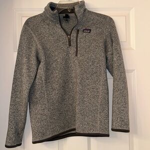 Patagonia Kids XL Grey speckled quarter zip!